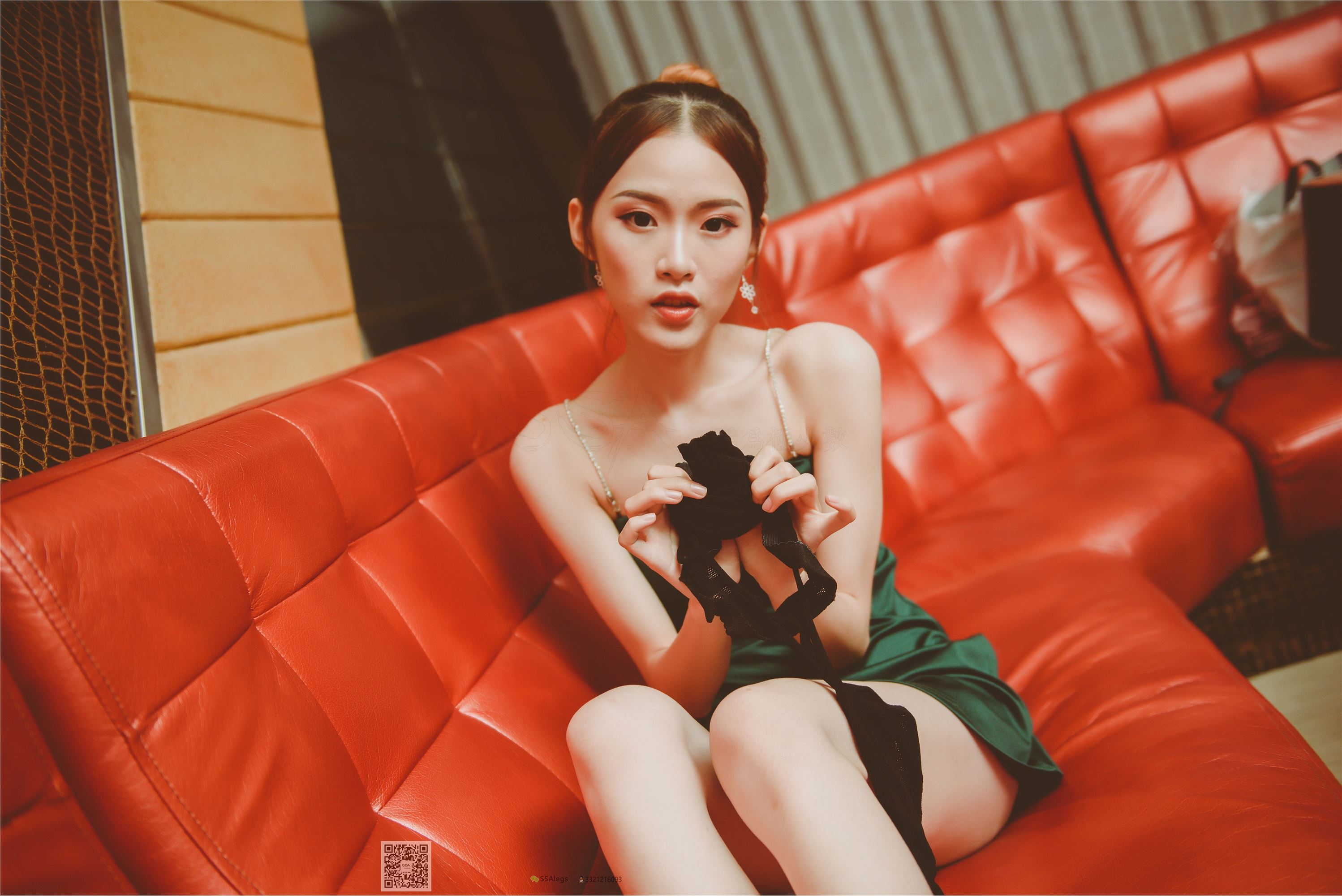 SSA丝社 NO.019 琪琪 KTV骨感网袜美女